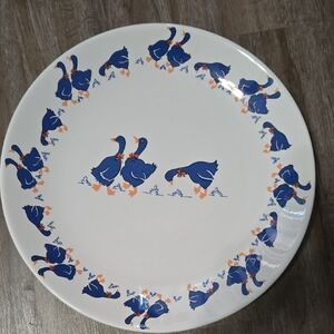 Charming Goose Design Plate